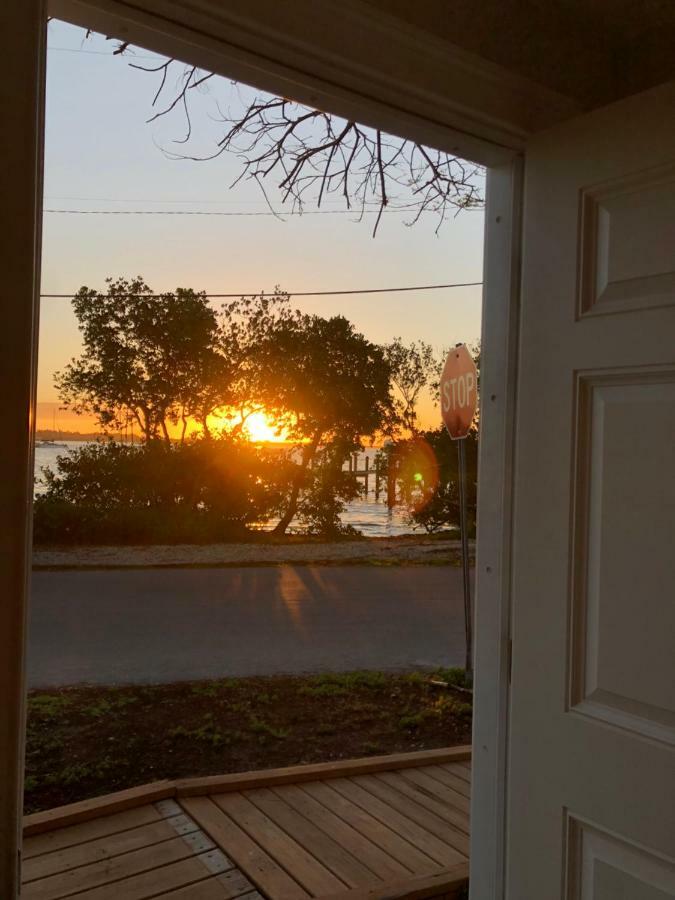 Tides Inn On The Bay Vacation Homes Bradenton Beach Exterior foto